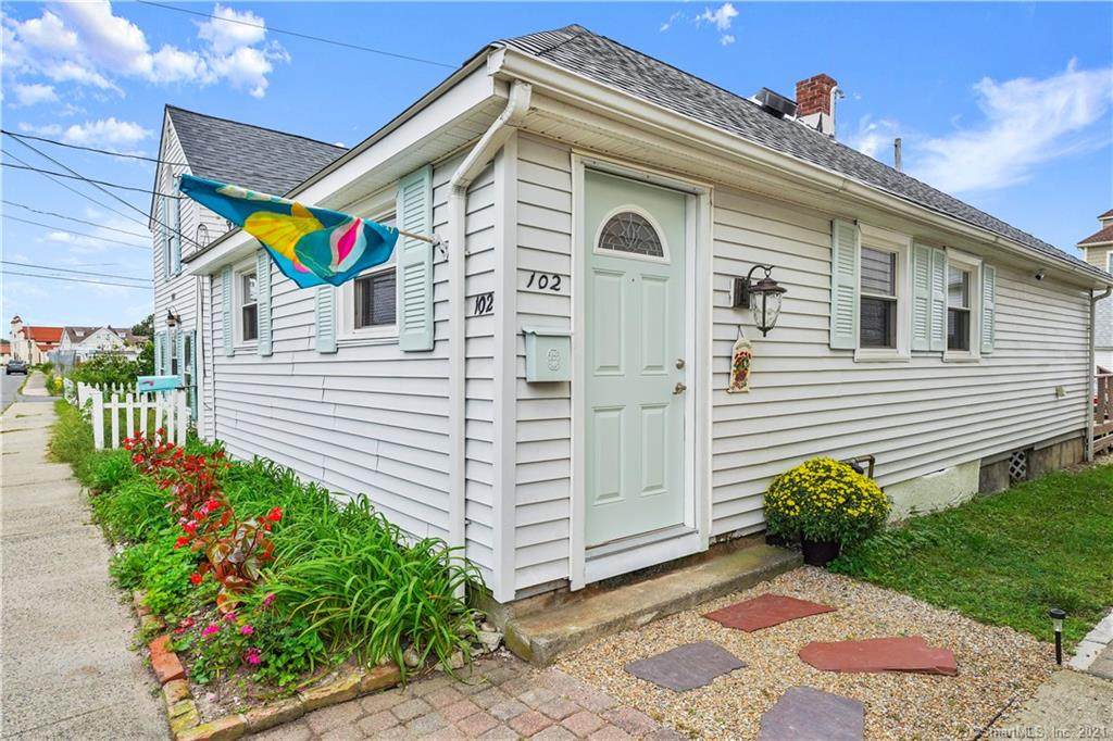 102 Broadway - Photo 1
