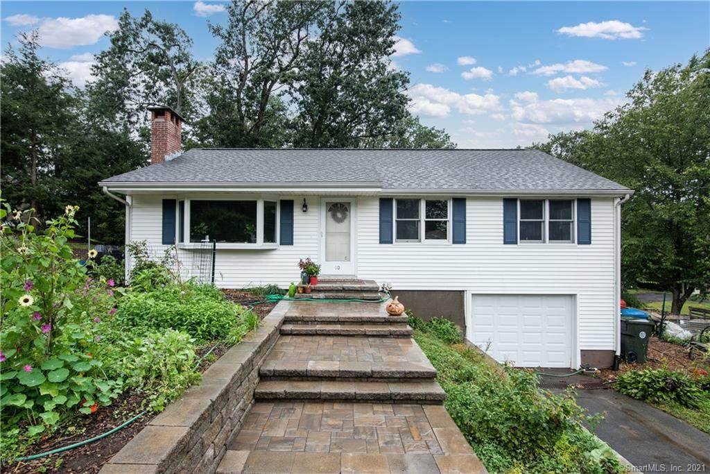 10 Woodhaven Drive - Photo 1
