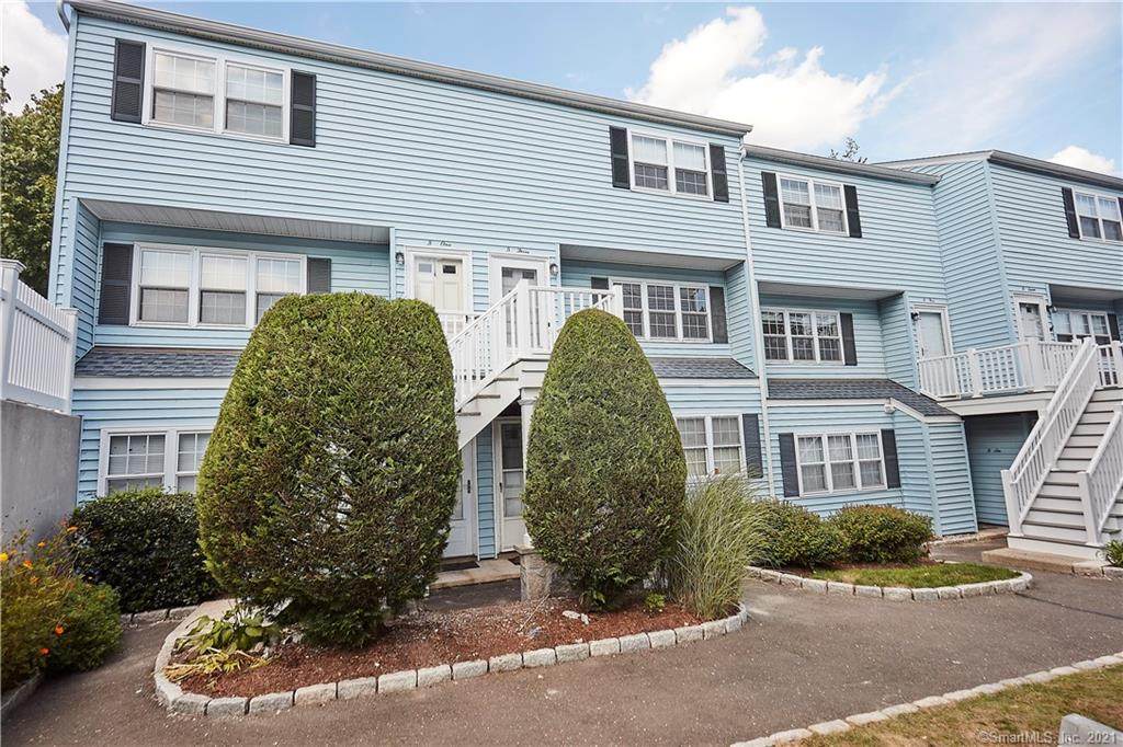 14 1/2 Fairview Avenue - Photo 1