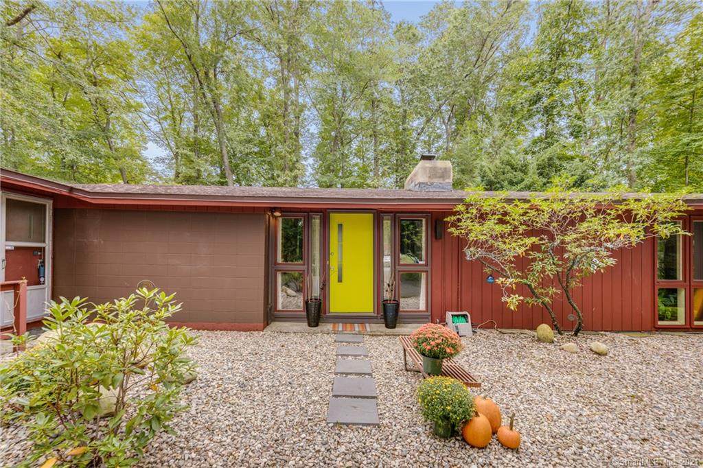 276 Tunxis Avenue - Photo 1