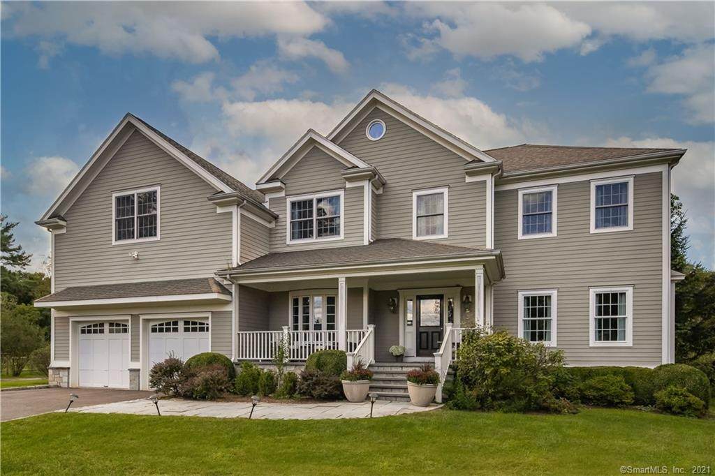 54 Maltbie Avenue - Photo 1
