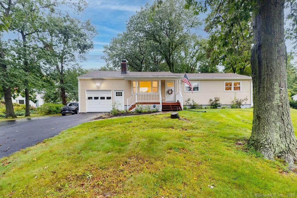 1634 Hartford Turnpike - Photo 1