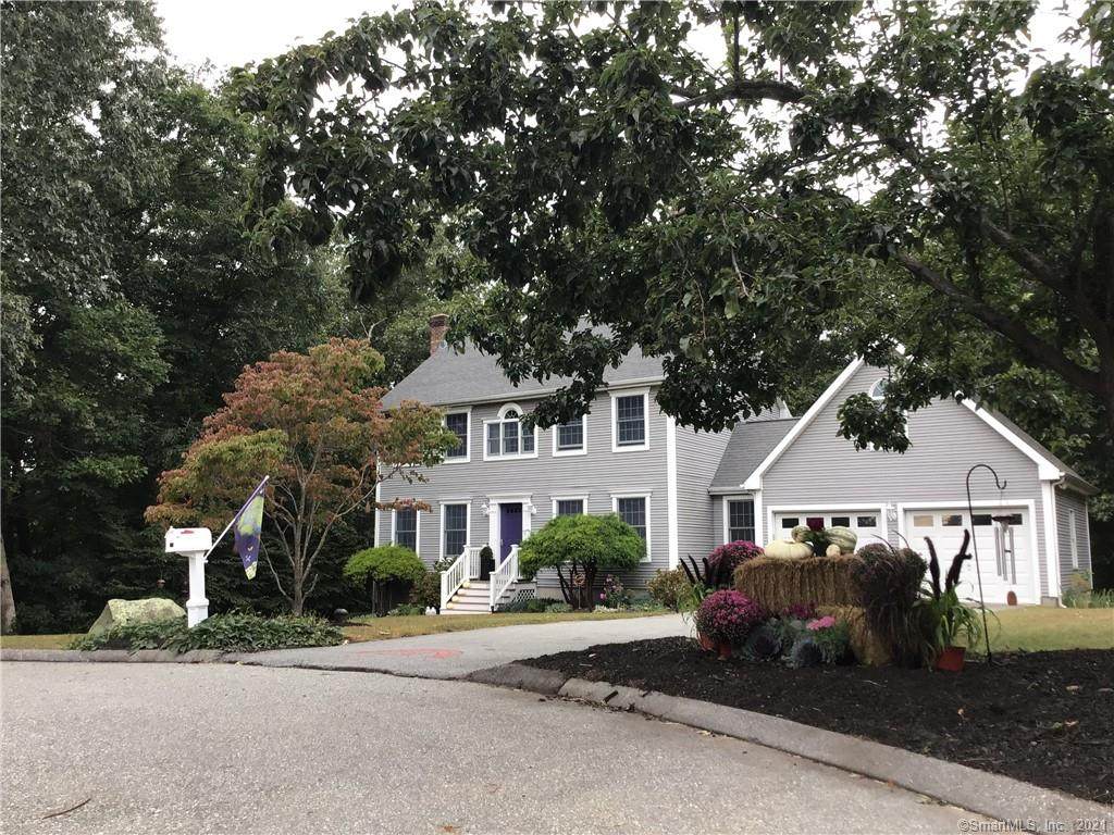 28 Rosewood Lane - Photo 1