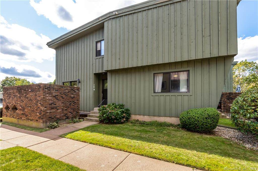 146 Webster Court - Photo 1