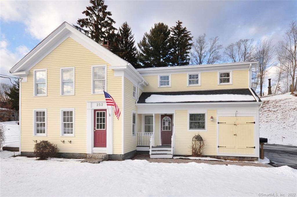 252 Spielman Highway - Photo 1