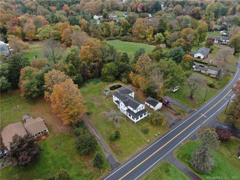 1075 Poquonock Avenue - Photo 1