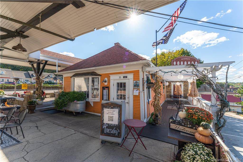 35 Main Street - Photo 1