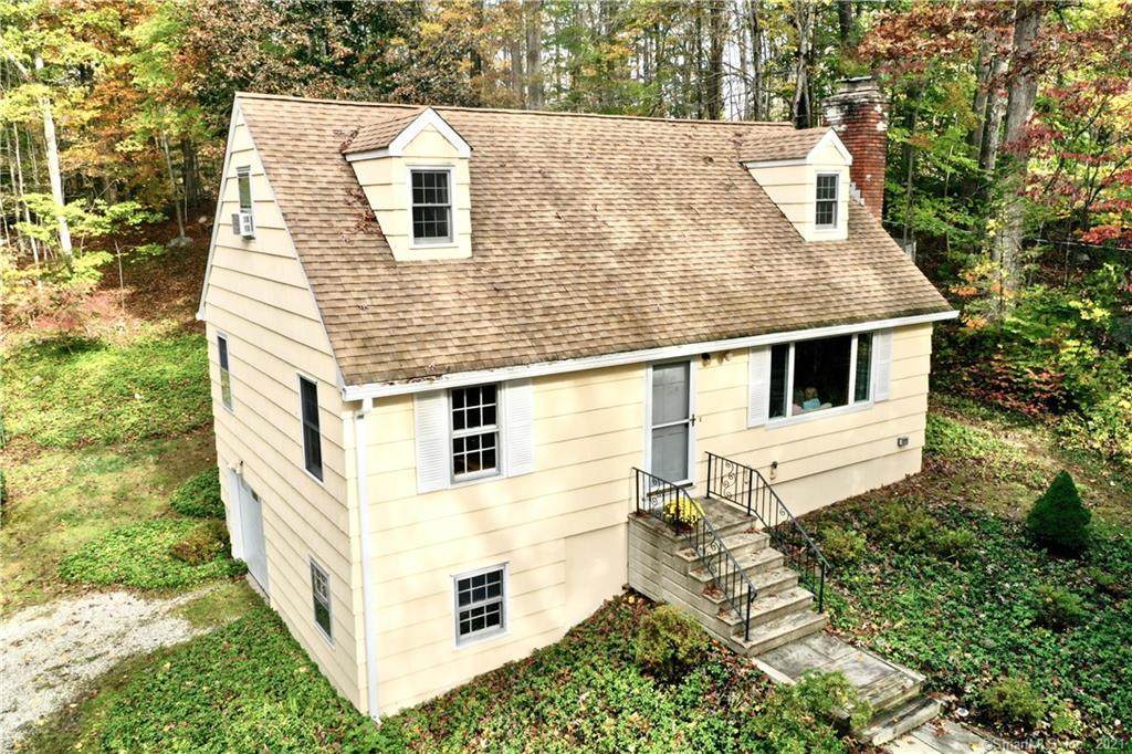 9 Howes Lane - Photo 1