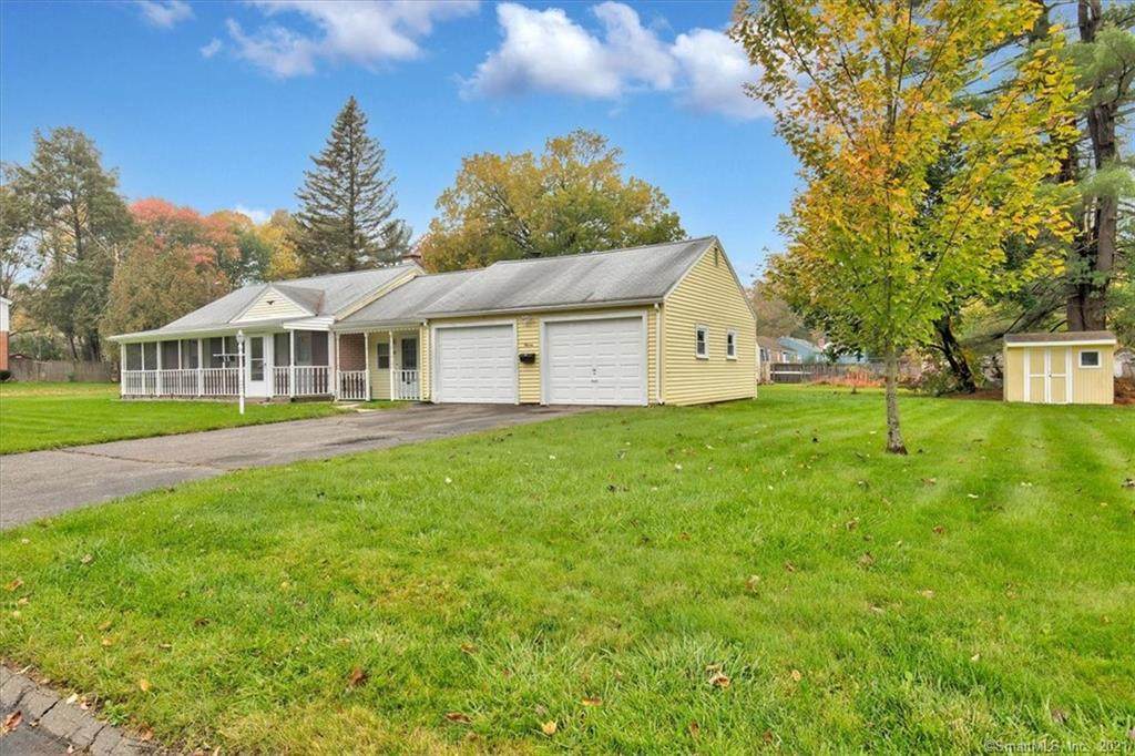 11 Woodford Drive - Photo 1