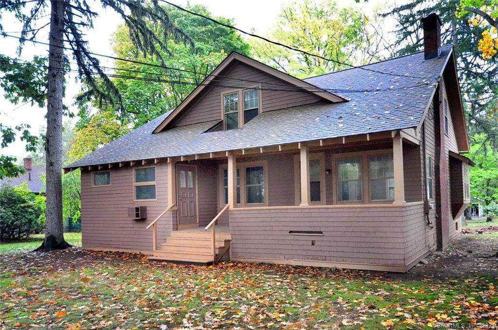 880 Quaker Lane - Photo 1