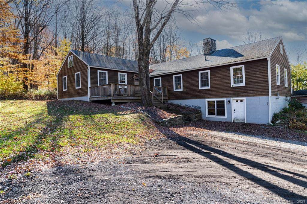 332 Torrington Road - Photo 1