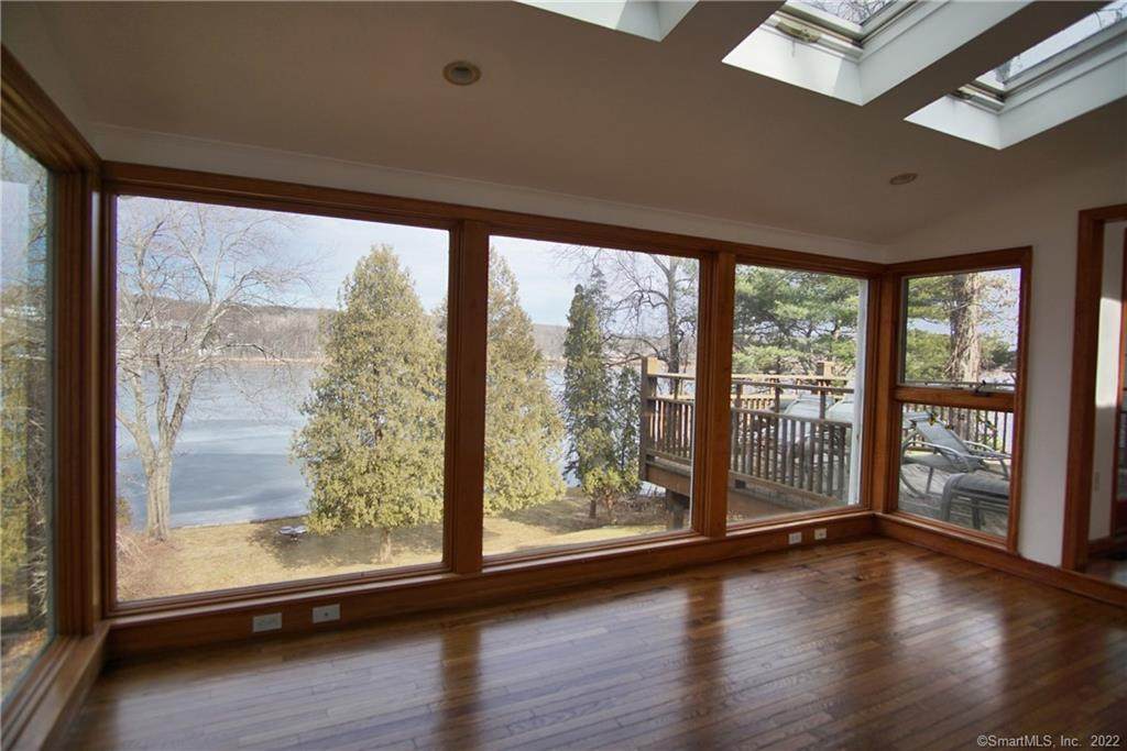 109 Boulevard Drive - Photo 1
