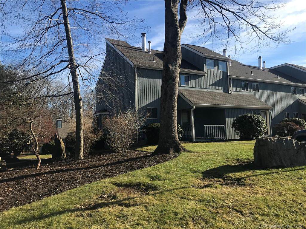 21 Red Oak Circle - Photo 1