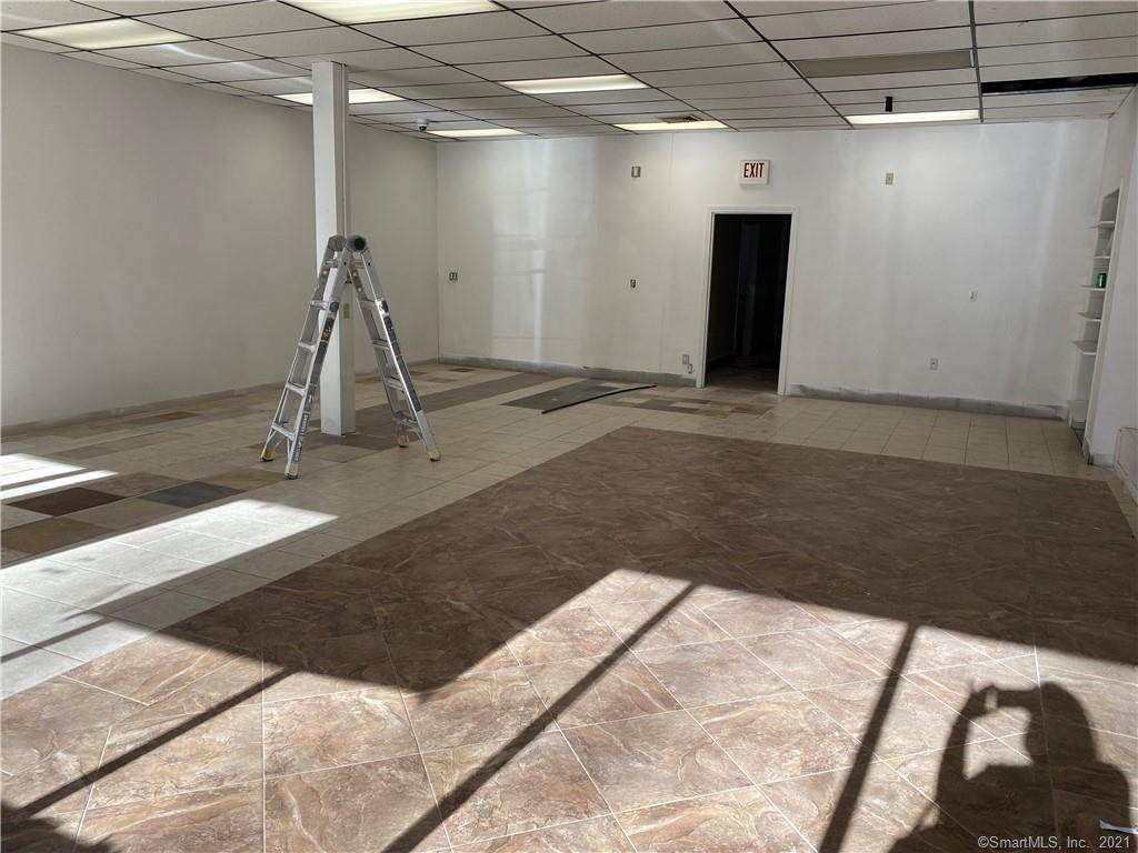 912 Terryville Avenue - Photo 1