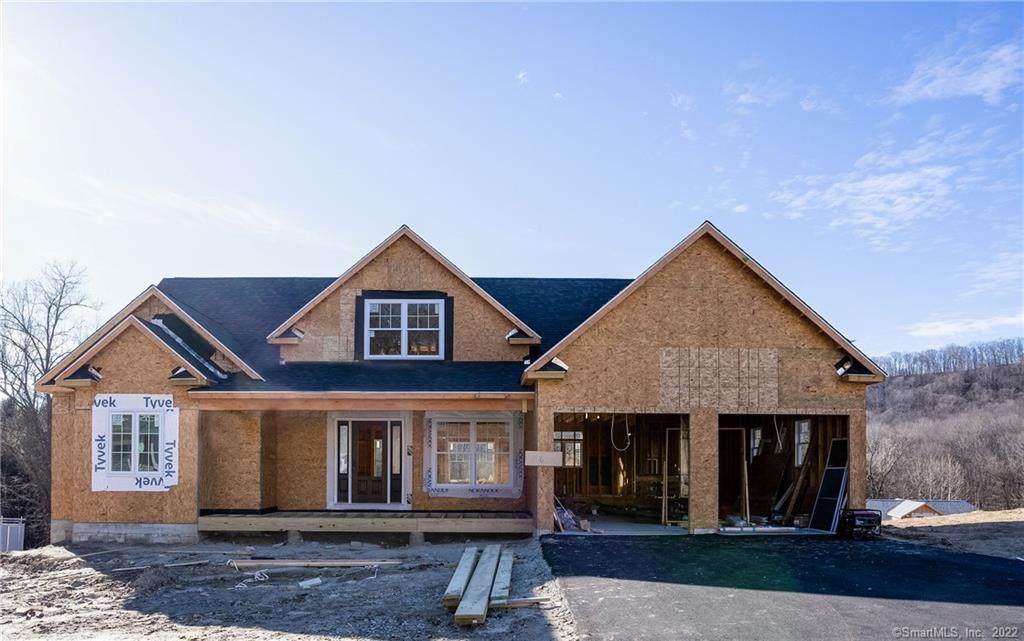 11 Tall Oaks Drive - Photo 1