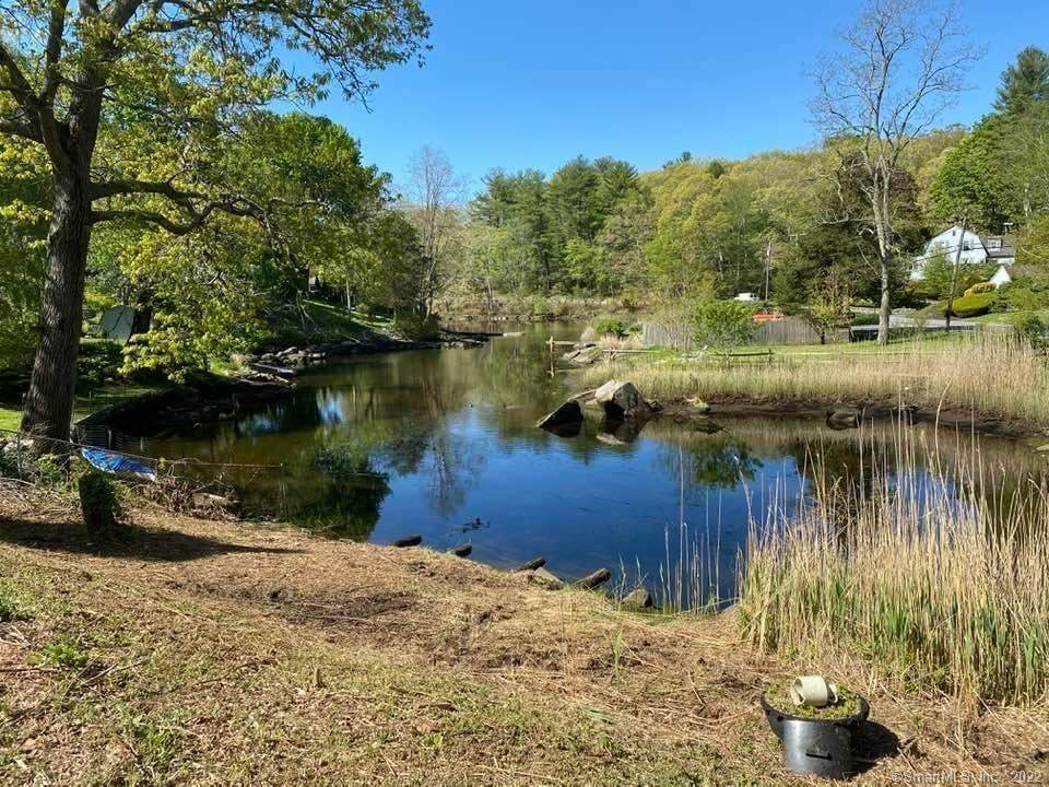 276 Niantic River Road - Photo 1