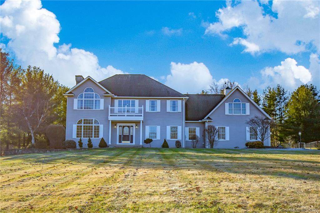 43 Woodbridge Drive - Photo 1