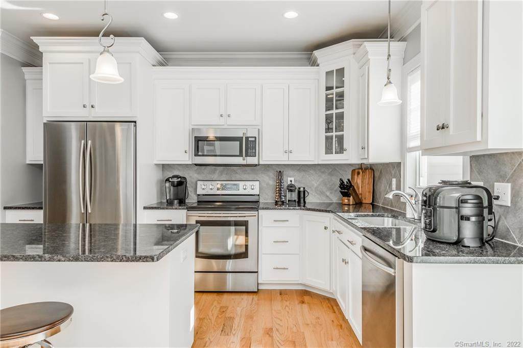 66 Harvest Court - Photo 1