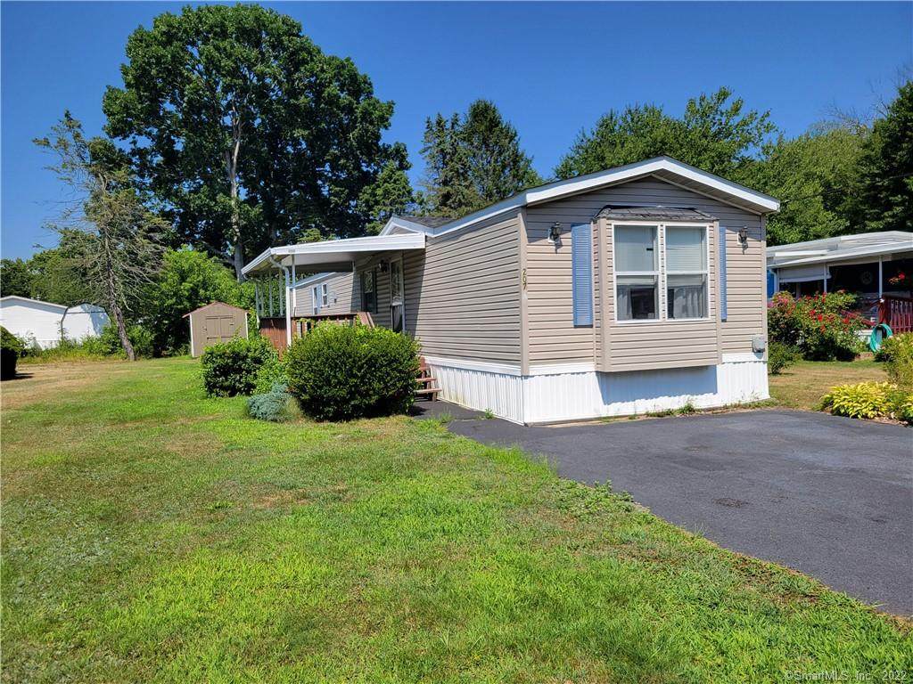 207 G Street - Photo 1