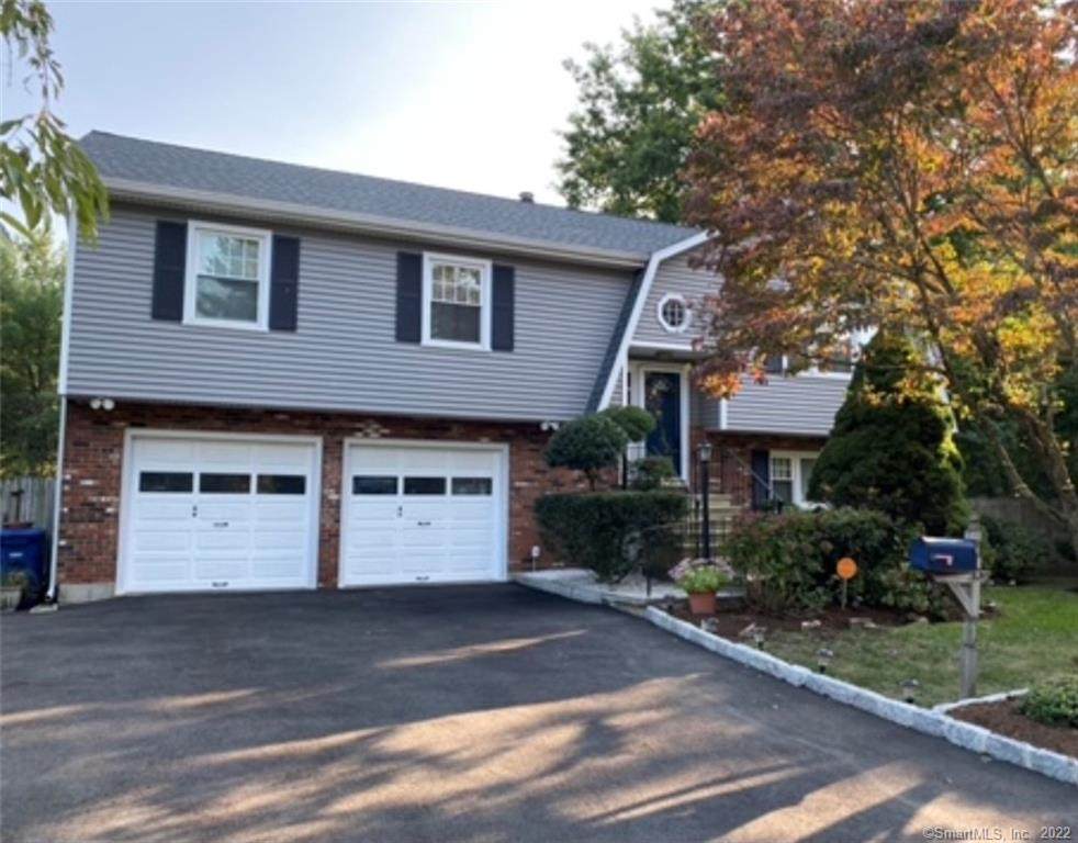 10 Jennings Avenue - Photo 1