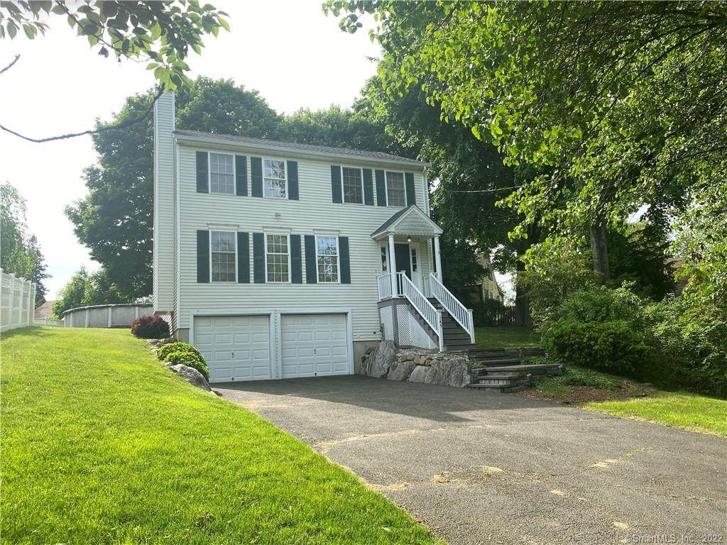 145 Greenlawn Avenue - Photo 1