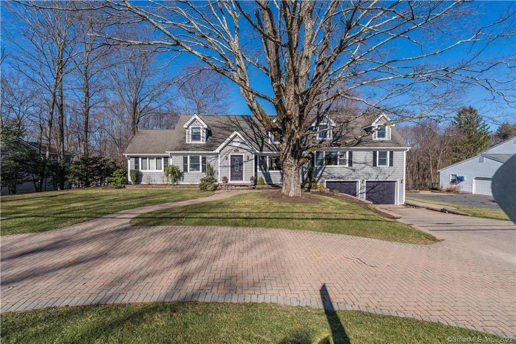 871 Avery Street - Photo 1