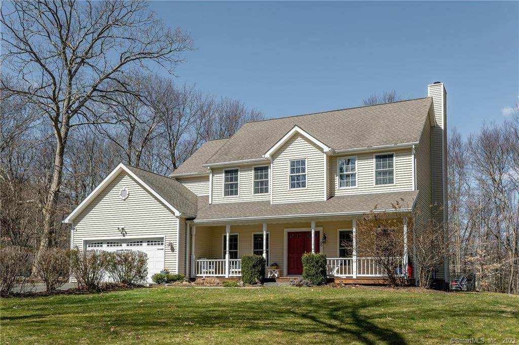 8 Chapel Hill Road - Photo 1