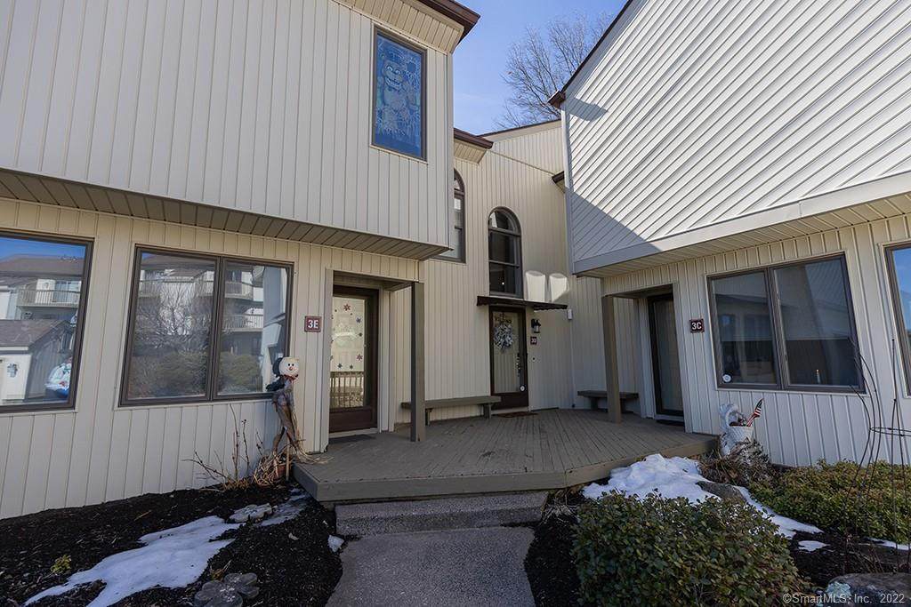 12 Spindle Hill Road - Photo 1