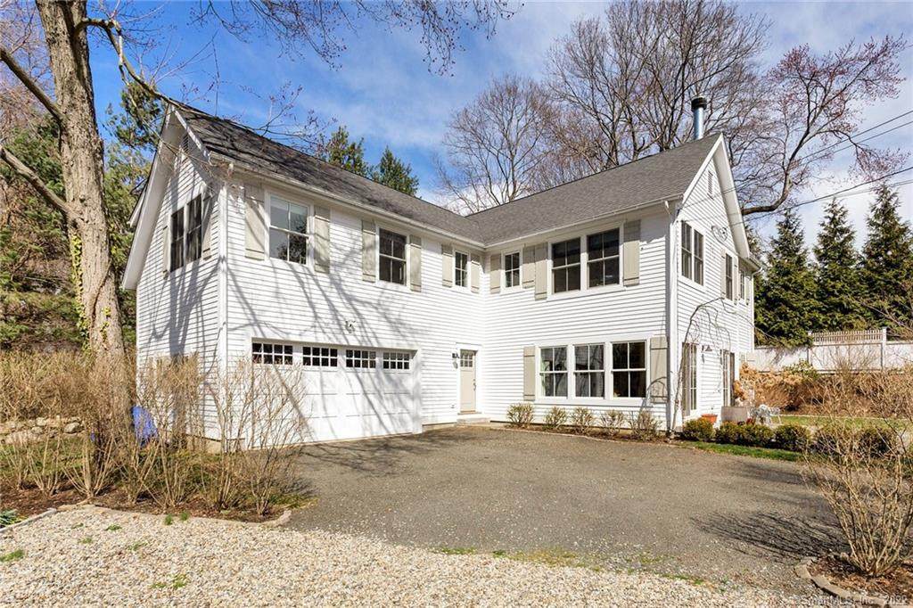 18 Englewood Road - Photo 1