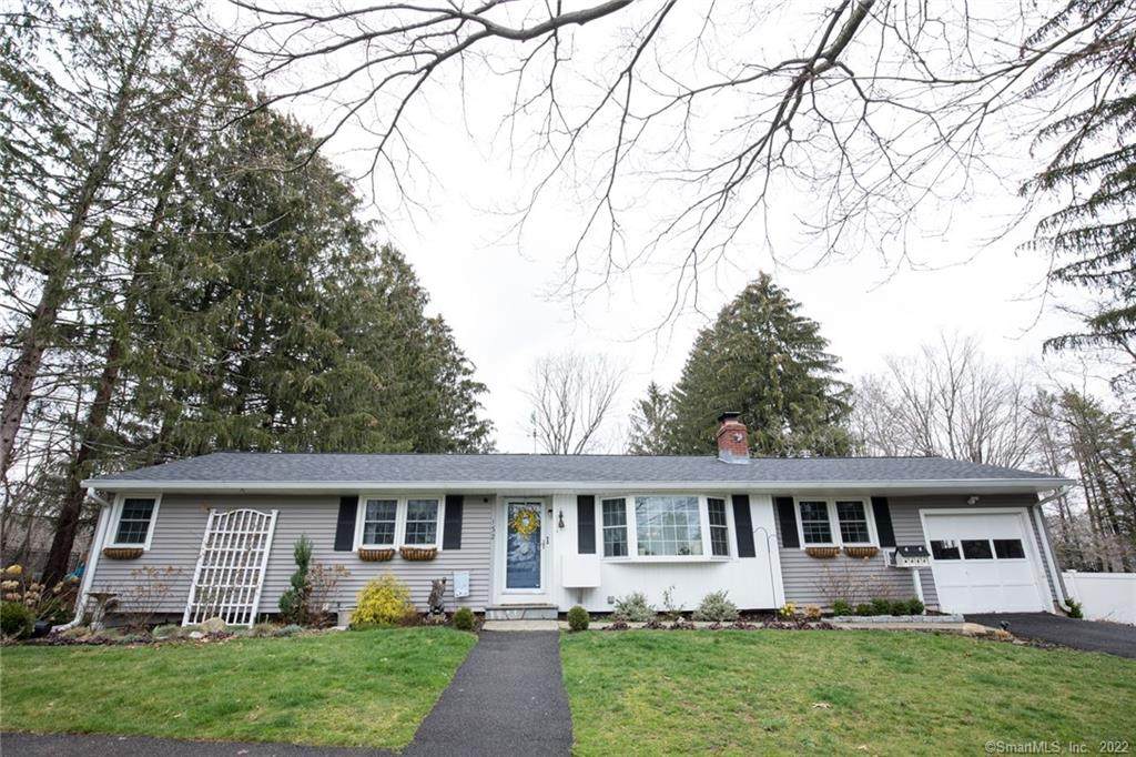 132 Heathridge Road - Photo 1