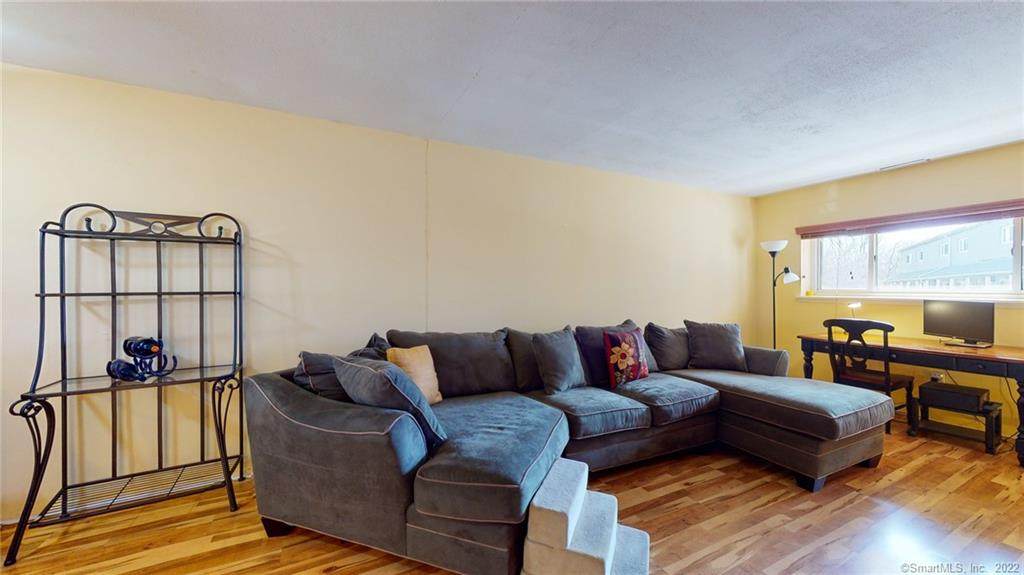 4 Union Avenue - Photo 1
