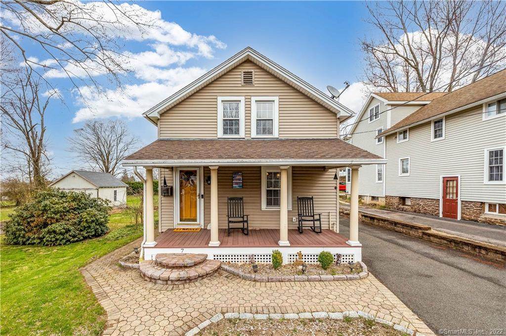 7 Coe Avenue - Photo 1