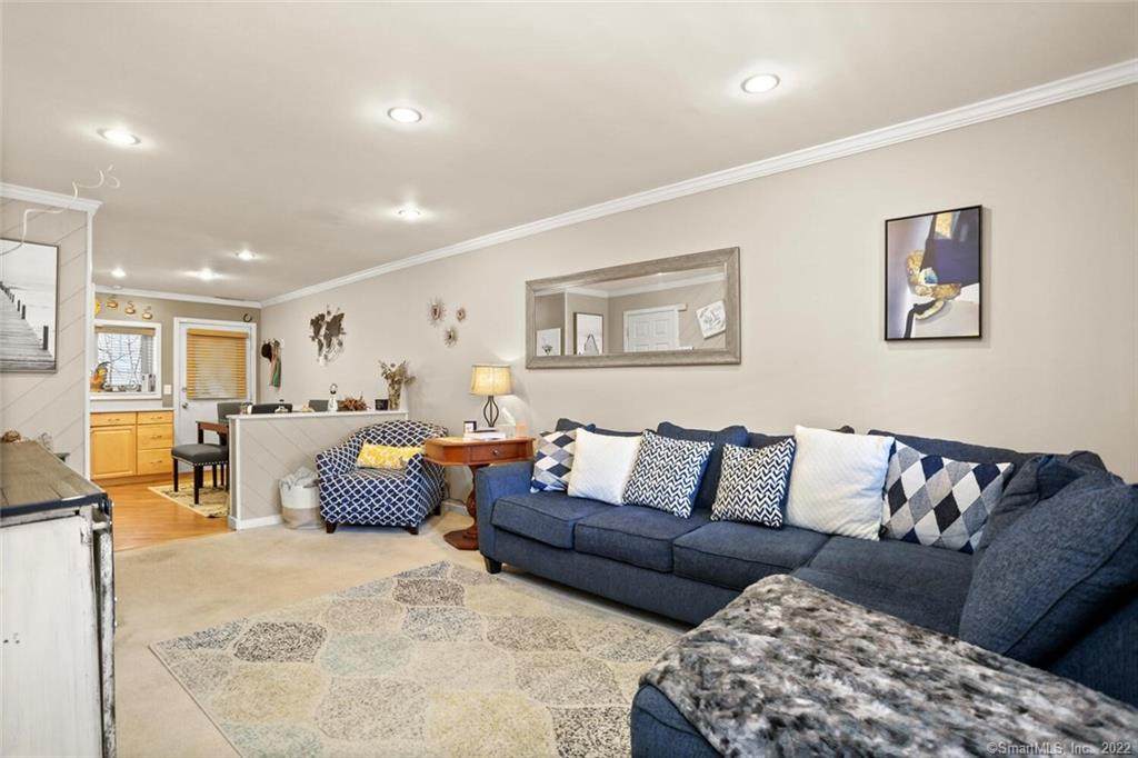 4 Union Avenue - Photo 1