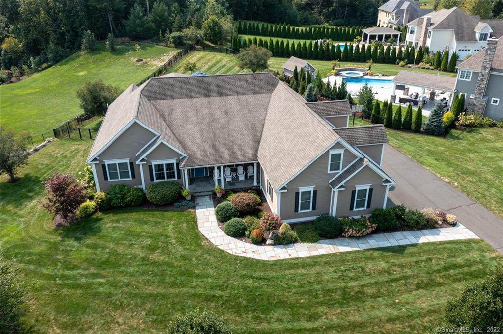 9 Bridgehampton Crossing - Photo 1