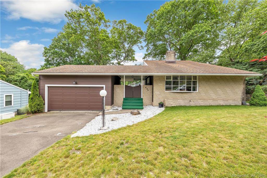 435 Overland Drive - Photo 1