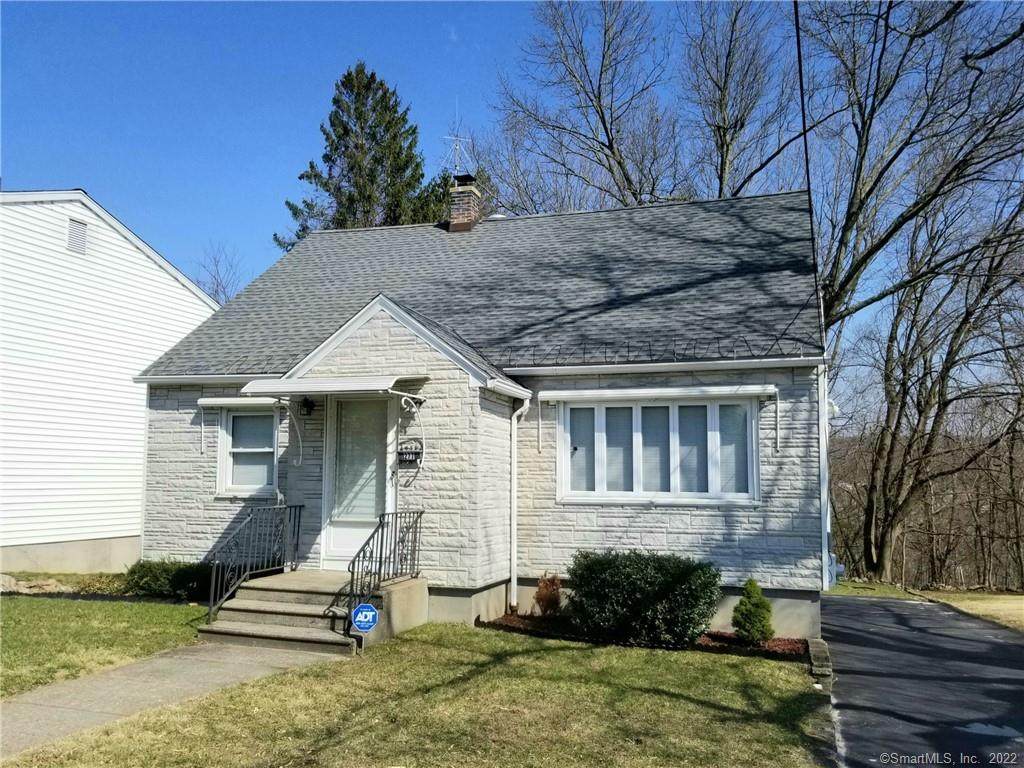 277 Geddes Terrace - Photo 1