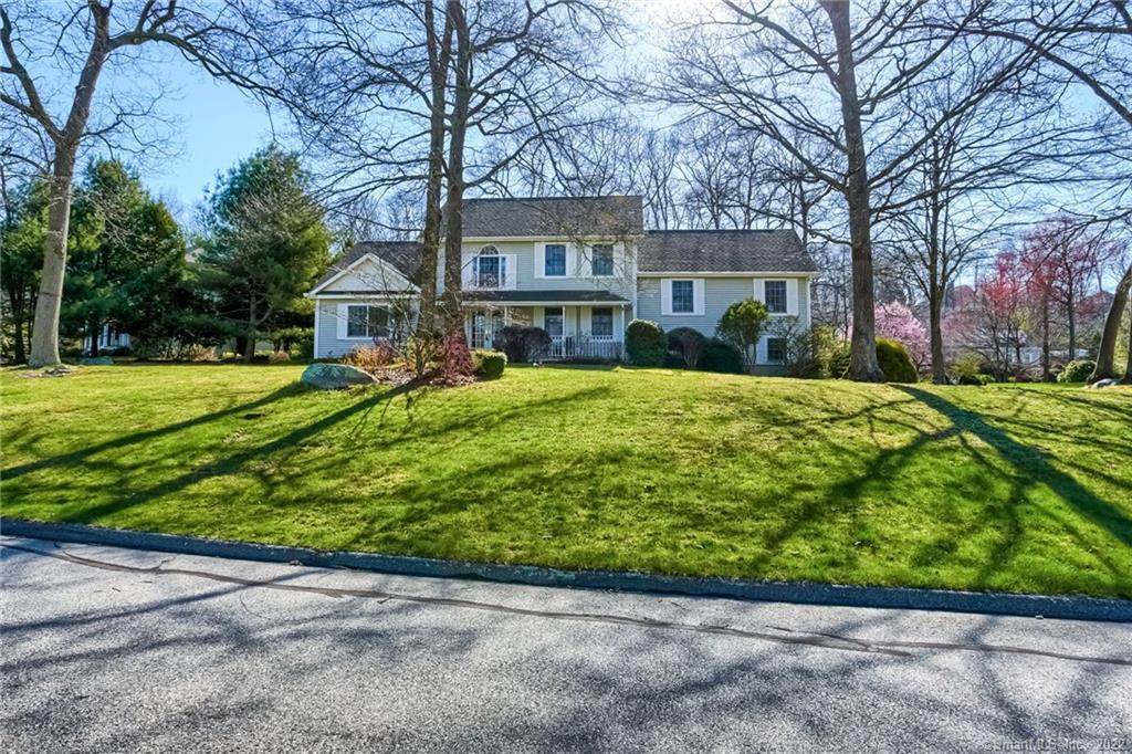 6 Willow Drive - Photo 1