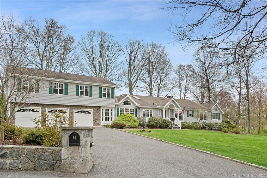 14 Mountain Drive - Photo 1