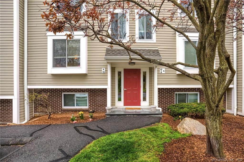 71 Aiken Street - Photo 1