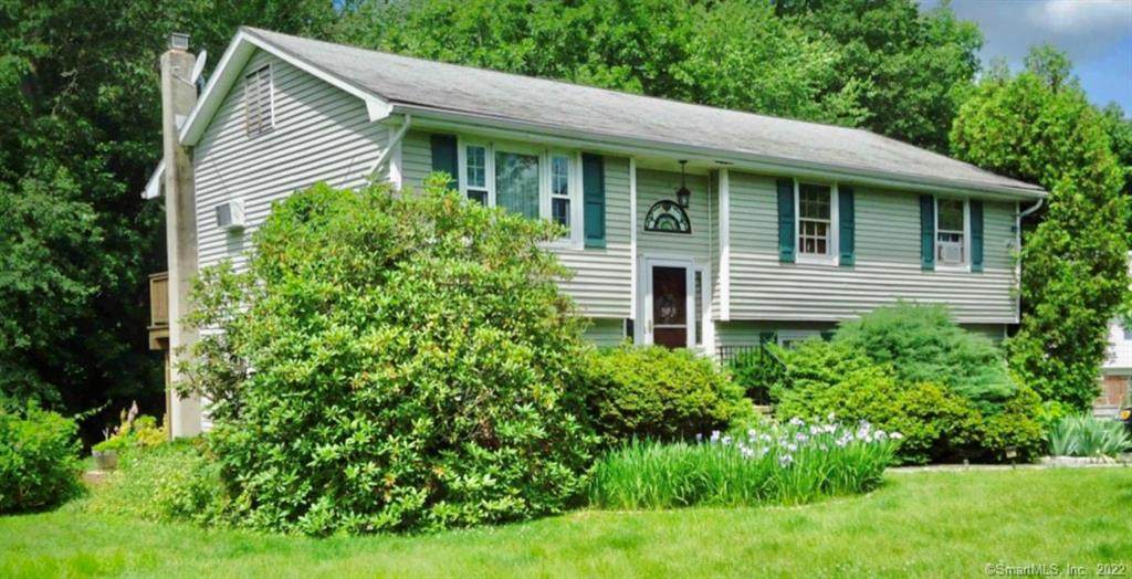 81 Elaine Drive - Photo 1