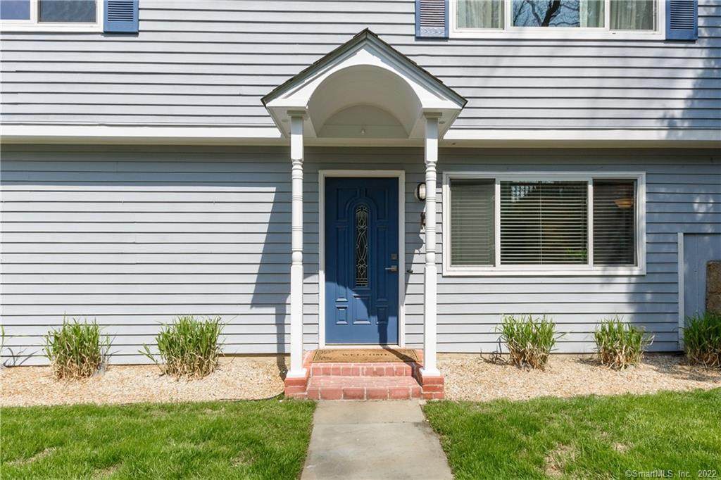 17 Sheila Court - Photo 1