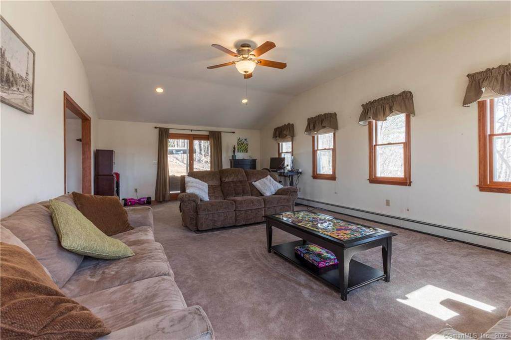 7 Quarry Road - Photo 1