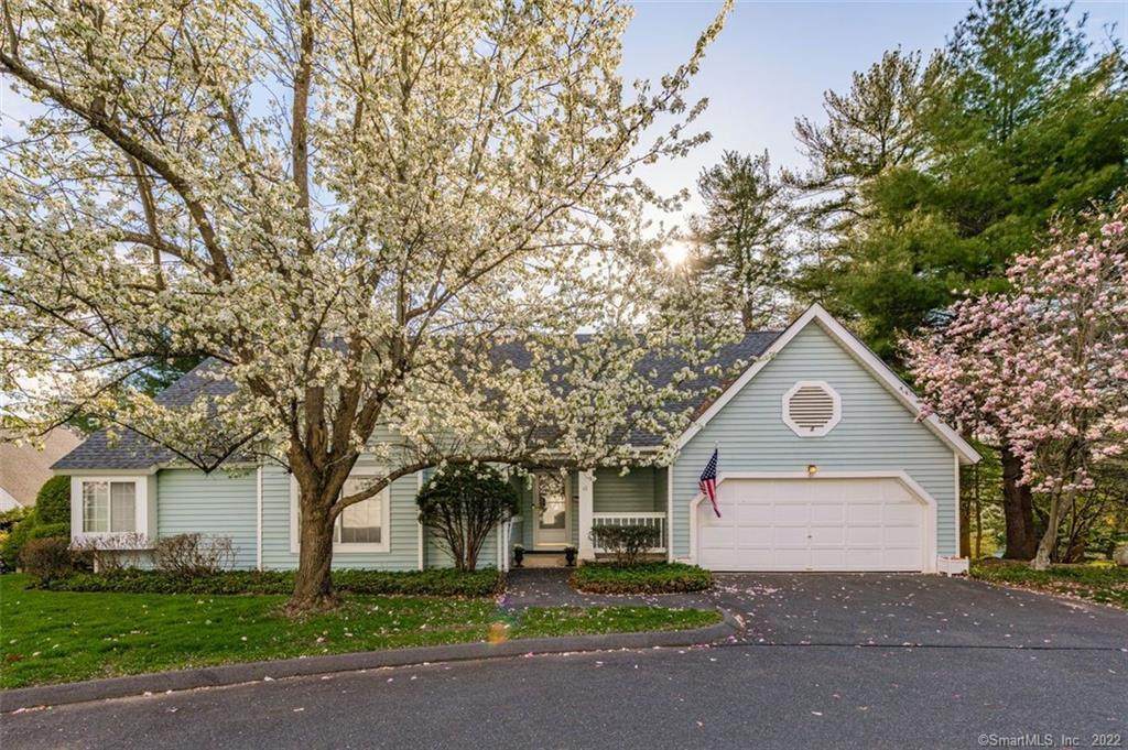 61 Stratton Forest Way - Photo 1