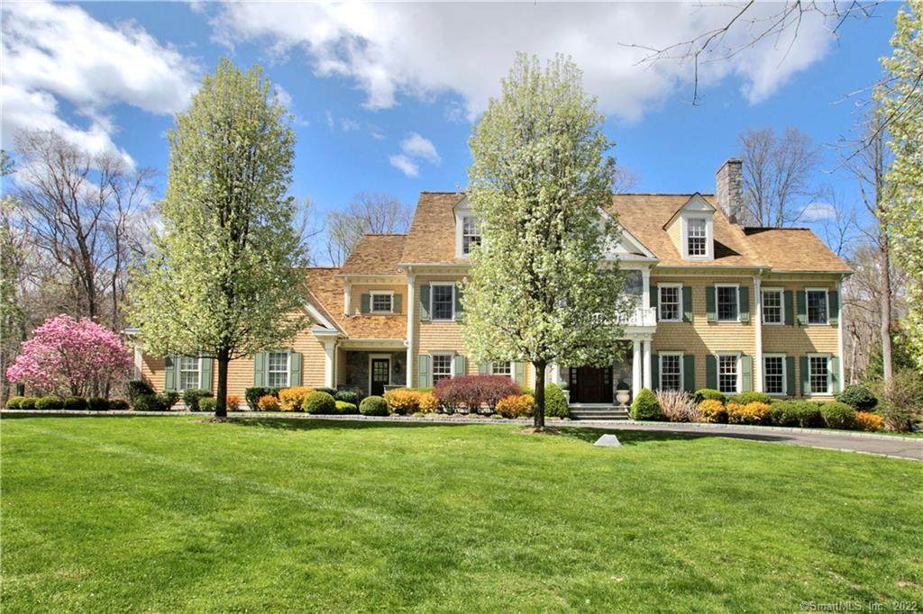 15 Carriage Lane - Photo 1