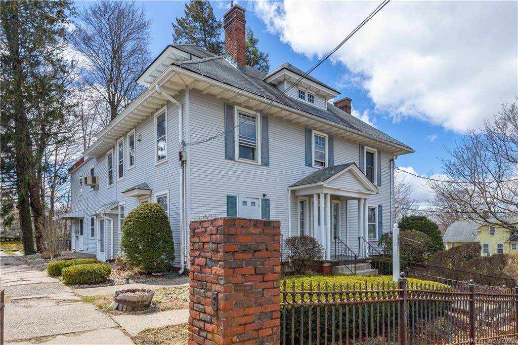 196 Woodland Street - Photo 1