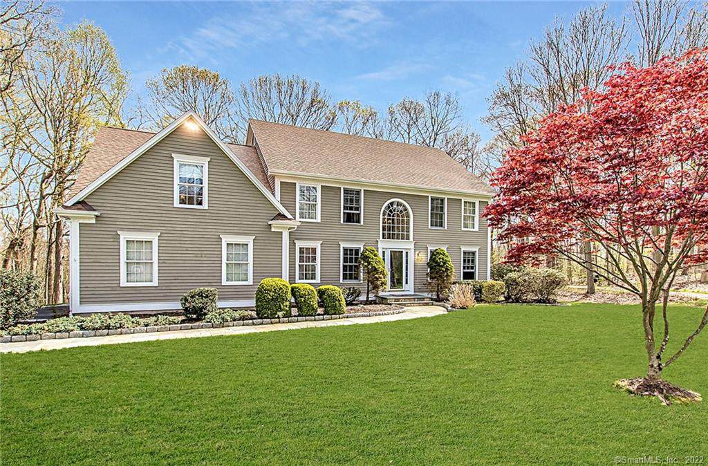 64 Philip Drive - Photo 1