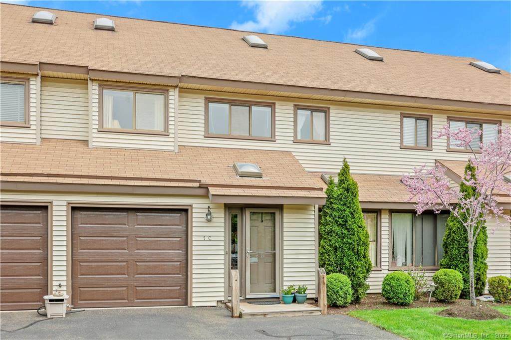 27 Lindstrom Road - Photo 1
