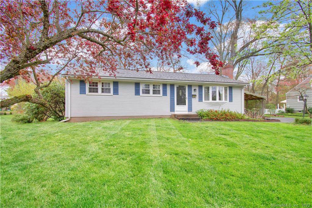 10 Boyle Drive - Photo 1