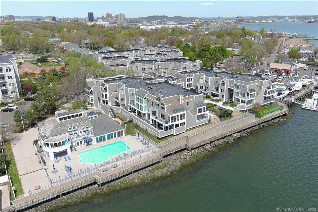 109 Harbour Close - Photo 1