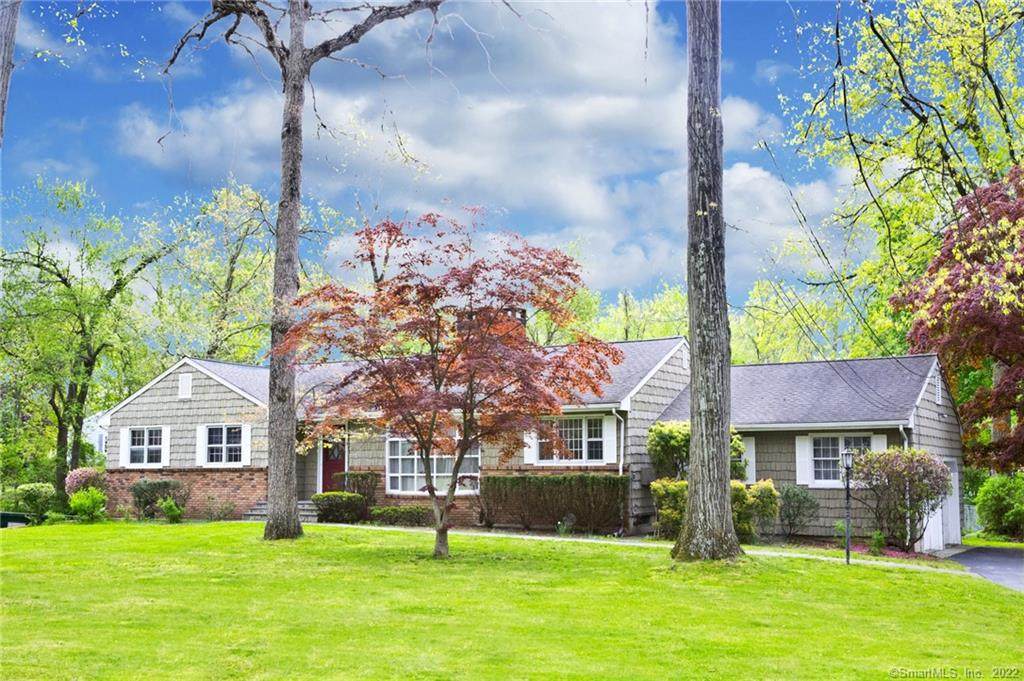 7 Mayflower Road - Photo 1
